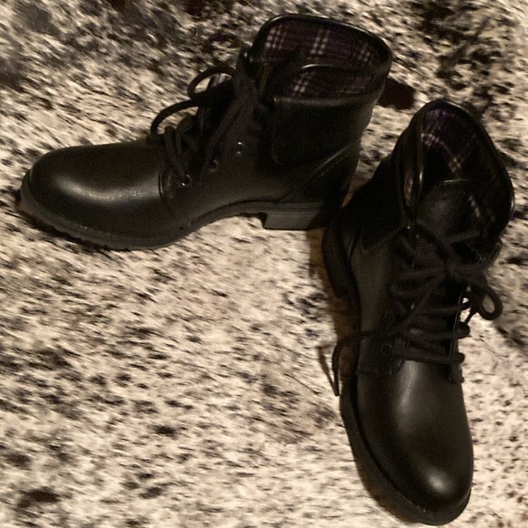 NWT White Mountain booties - Picture 3 of 9